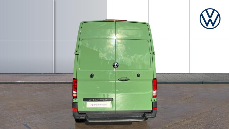 Volkswagen Crafter Cr35 Mwb Diesel Fwd 2.0 TDI 140PS Commerce Plus High Roof Van